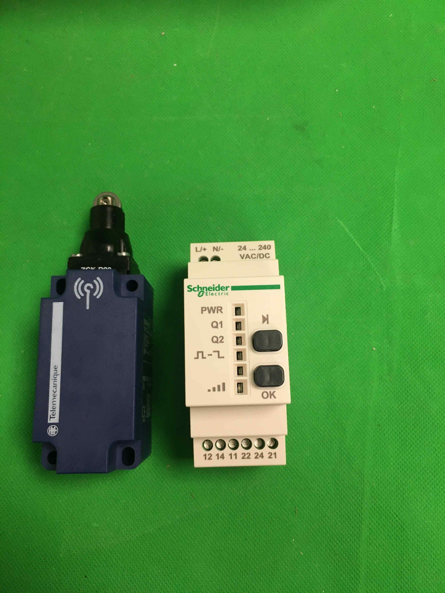 Schneider Electric-XCKWD02/XCKWD02